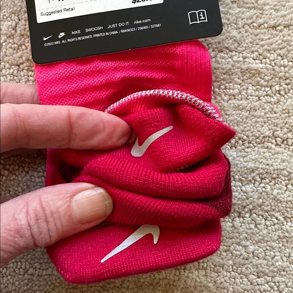 NWT 2 Pairs of Nike Spark Cushioned No-Show Running Socks Women 9.5-11 Men 8-9.5